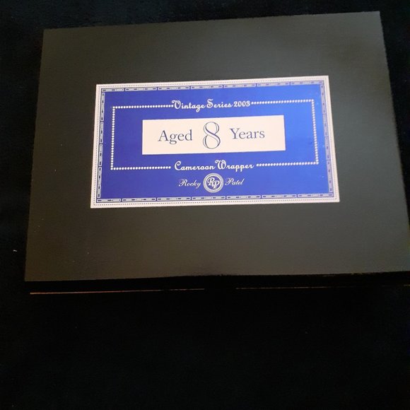 RP Aged 8 Years black & blue empty all wood cigar box - Picture 1 of 3
